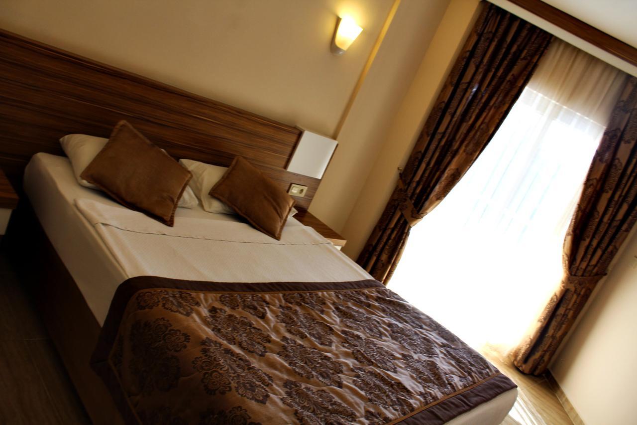 Standard Single Room,526122129:JPEG
